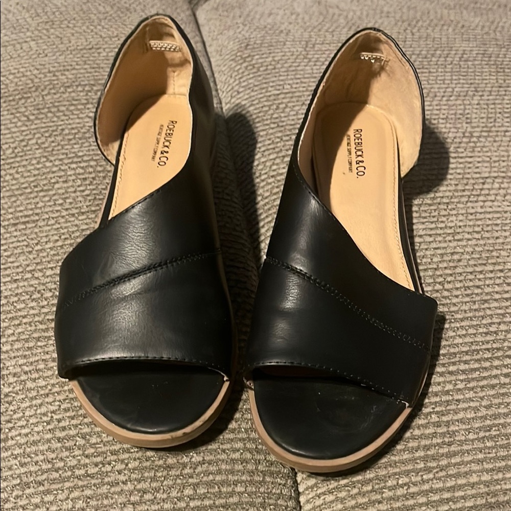 Black Flats with Peep-Toe and Sleek Design